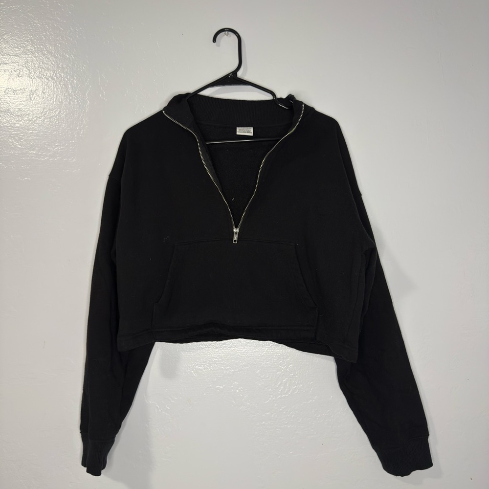 Victoria's Secret Black Boxy Cropped Sweatshirt